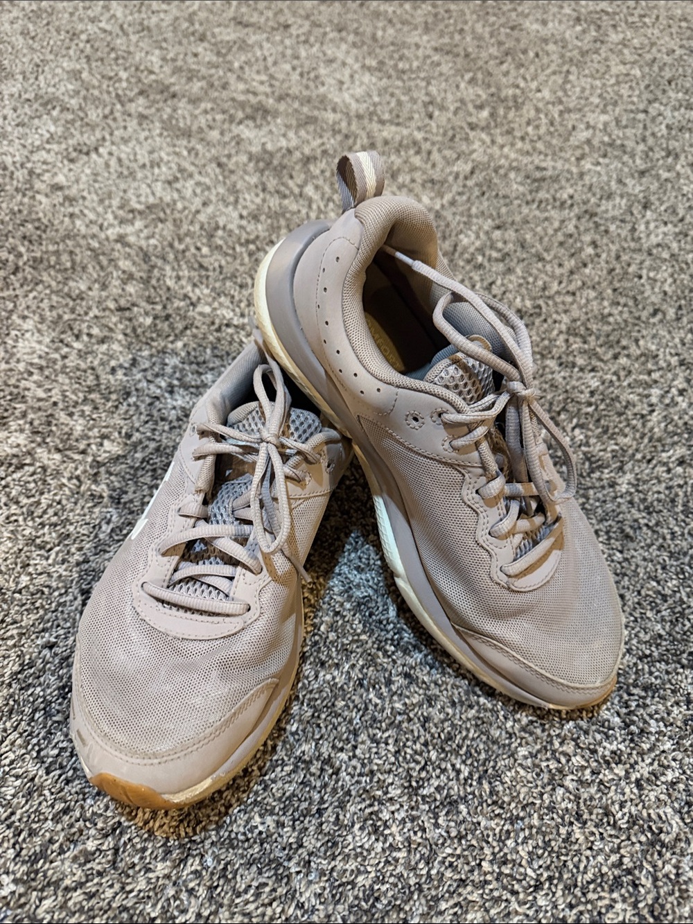 Under Armor Women’s Athletic Sneaker